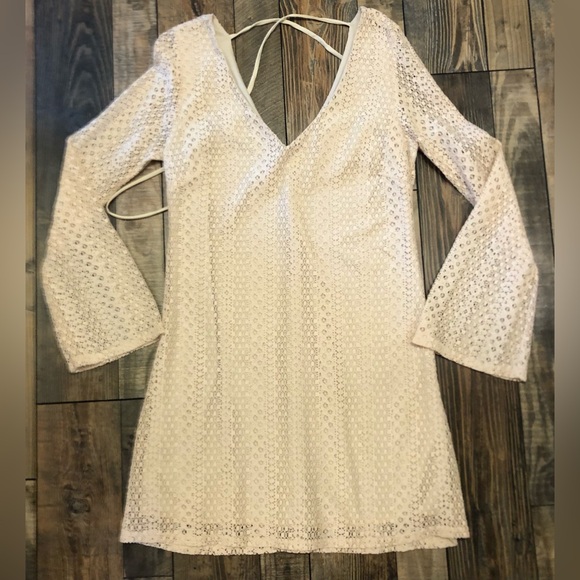 Annianna Woman’s Mini Dress. - Picture 2 of 9